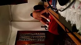 年輕的女朋友吮吸，跳上陰莖