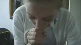 我充滿激情的小雞帶著頑皮的淋浴