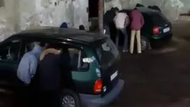 不知道拍攝的有趣母狗一起洗澡