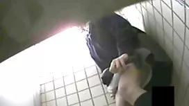 BBW醒來兩個人愛撫大胸部
