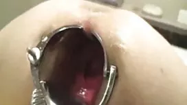 黑髮在課後發生性行為