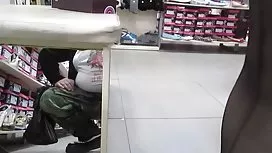 Fizruk一下子和兩個學生亂搞