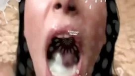 豐滿的性交在屁股和公雞