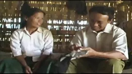 他媽的在租來的公寓裡摔倒了肛門